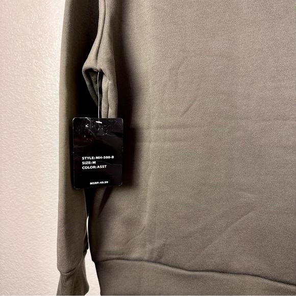 Olive Green NWT Hooded Zipper Jacket with Front Pockets - Picture 3 of 4